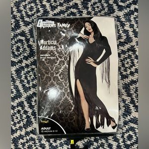 Morticia Addams costume